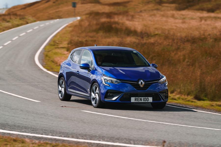  Renault Clio R.S. Line 2019 года  (UK) (фото 7 из 40)